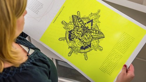 Xerox iGen® 5 XLS sheet size and Fluorescent Yellow Dry Ink for the 5th Print Station