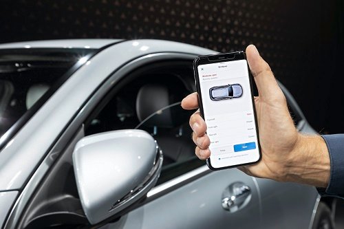 Mercedes me App: Open/close windows Mercedes me App: Open/close windows