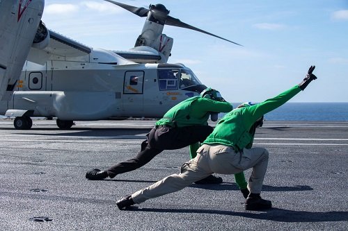 صورة 1_Bell Boeing V-22 Osprey من الجانب